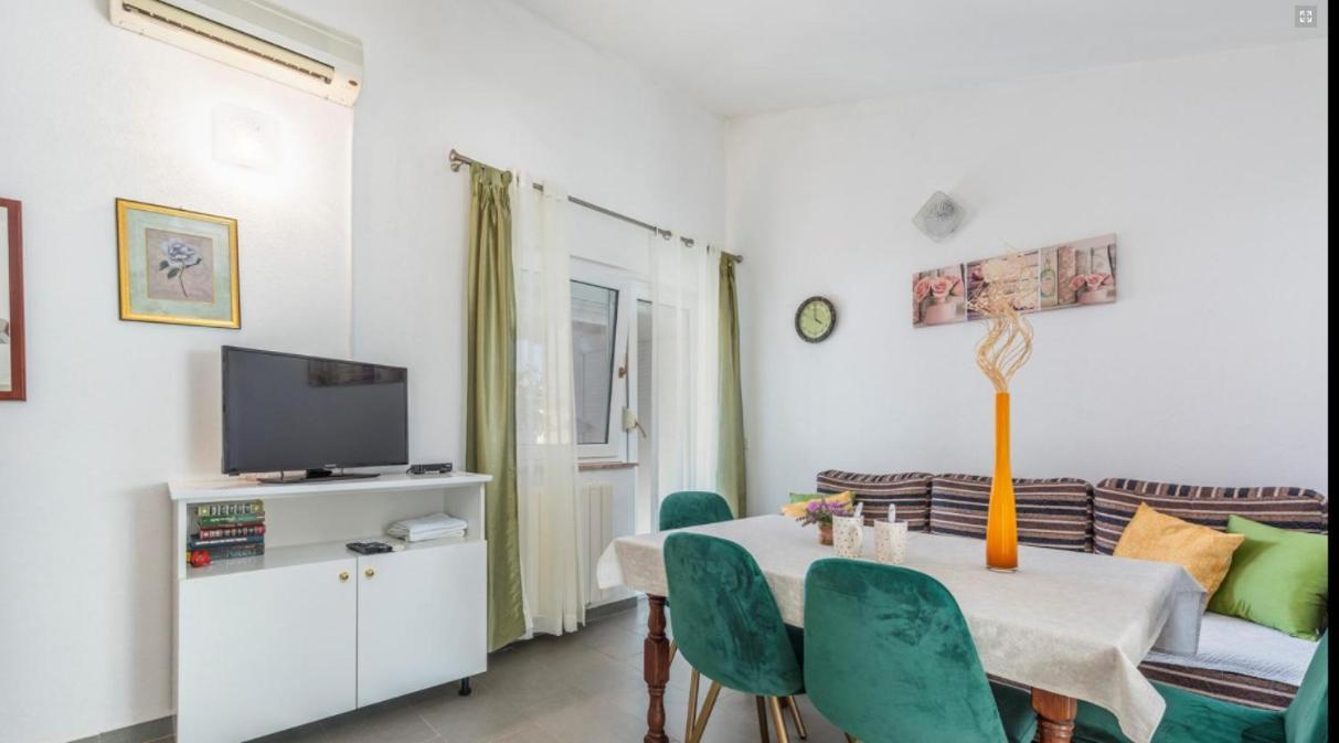 شقة House Lucija بوريتش المظهر الخارجي الصورة